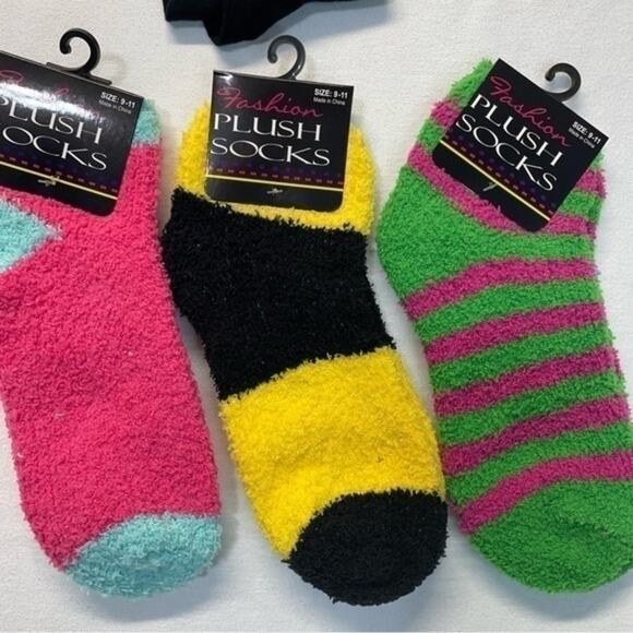 Fuzzy Holiday Socks Bundle of 4 Pairs | Cat & Striped Cozy Set NWT - Picture 2 of 7